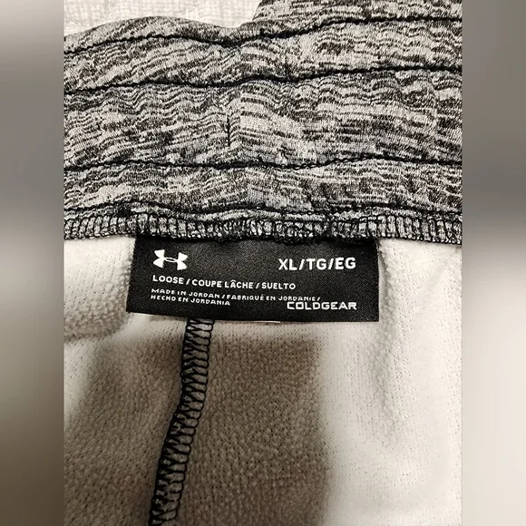 Women's Under Armour Sweatpants - Picture 3 of 3